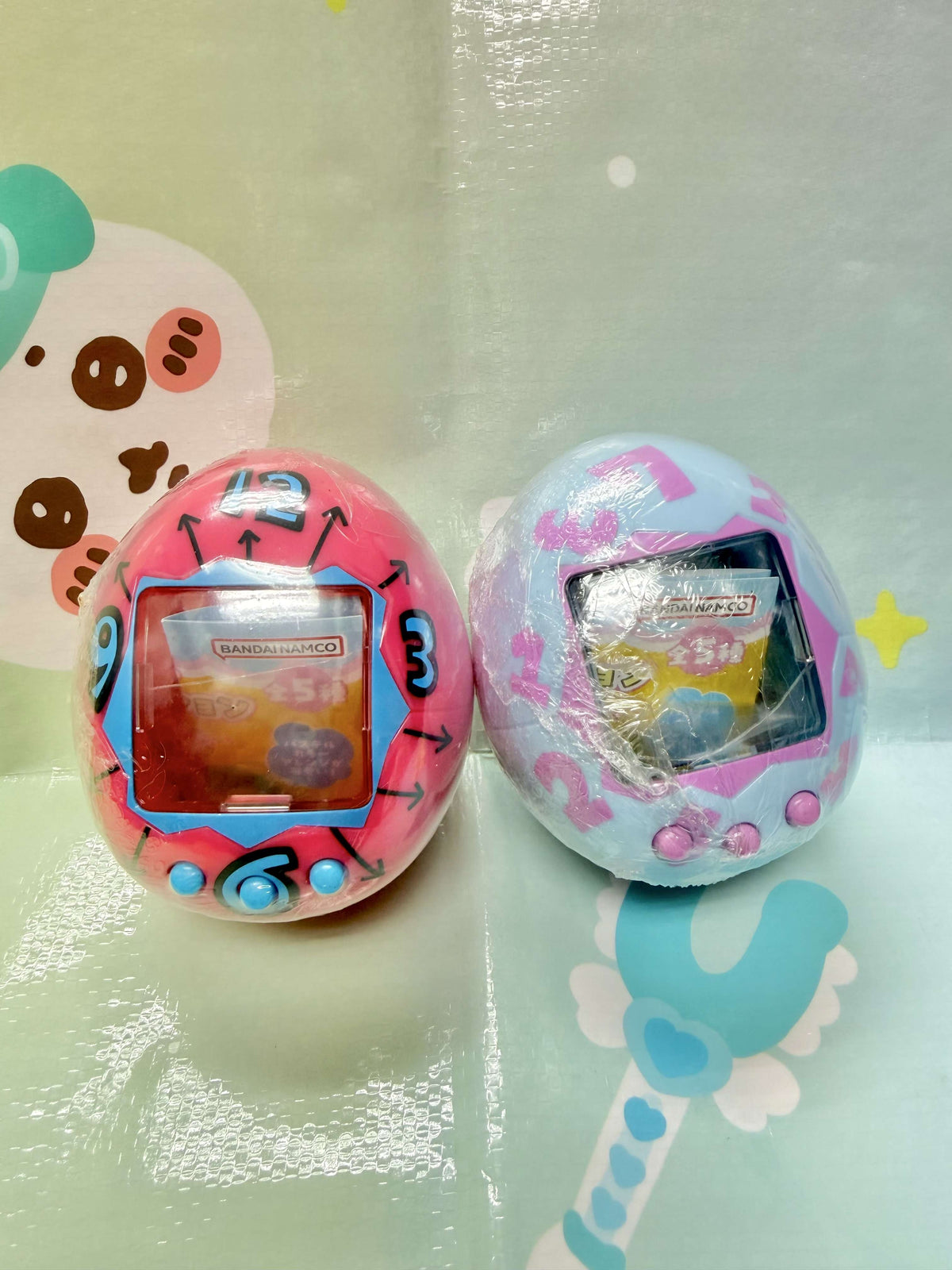 Tamagotchi 蛋殼 可裝小公仔